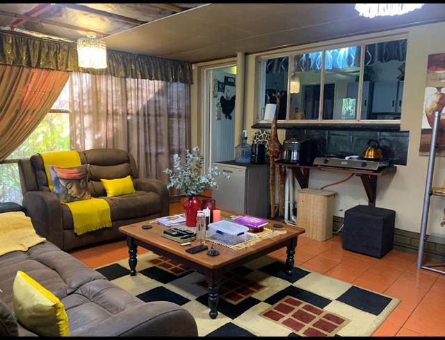 3 BEDROOM HOUSE FOR SALE IN VANDERBIJLPARK SE 6